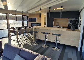 01_Kueche__Essplatz-1